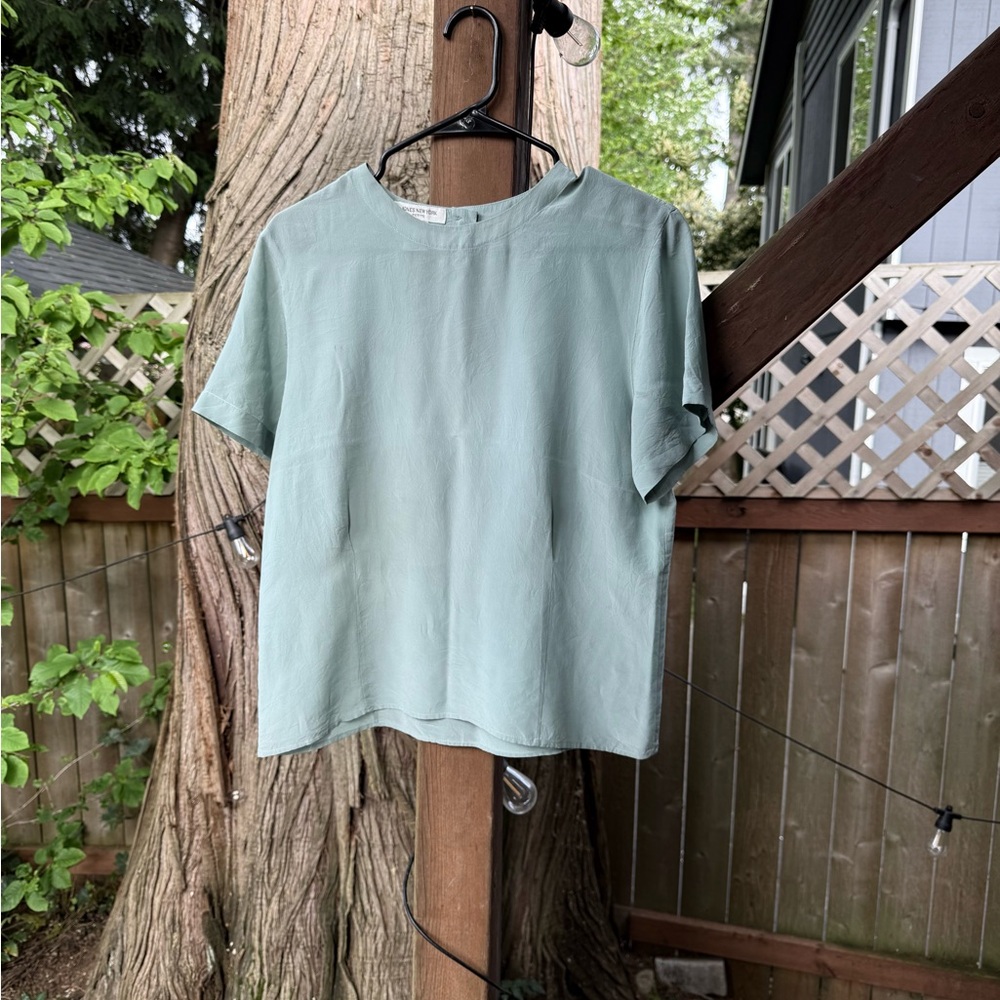 Vintage Jones New York Petite 100% Silk Blouse (Late 1990s–Early 2000s) | S